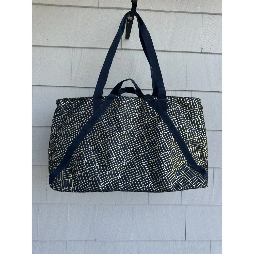 Puma Navy‎ w/ Gold Duffle Gym Bag, Zip Close Shoulder Handles